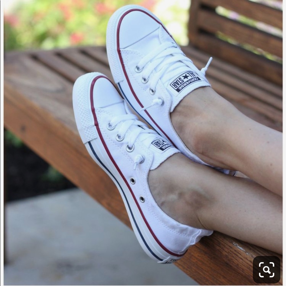 New women’s white converse 🖤